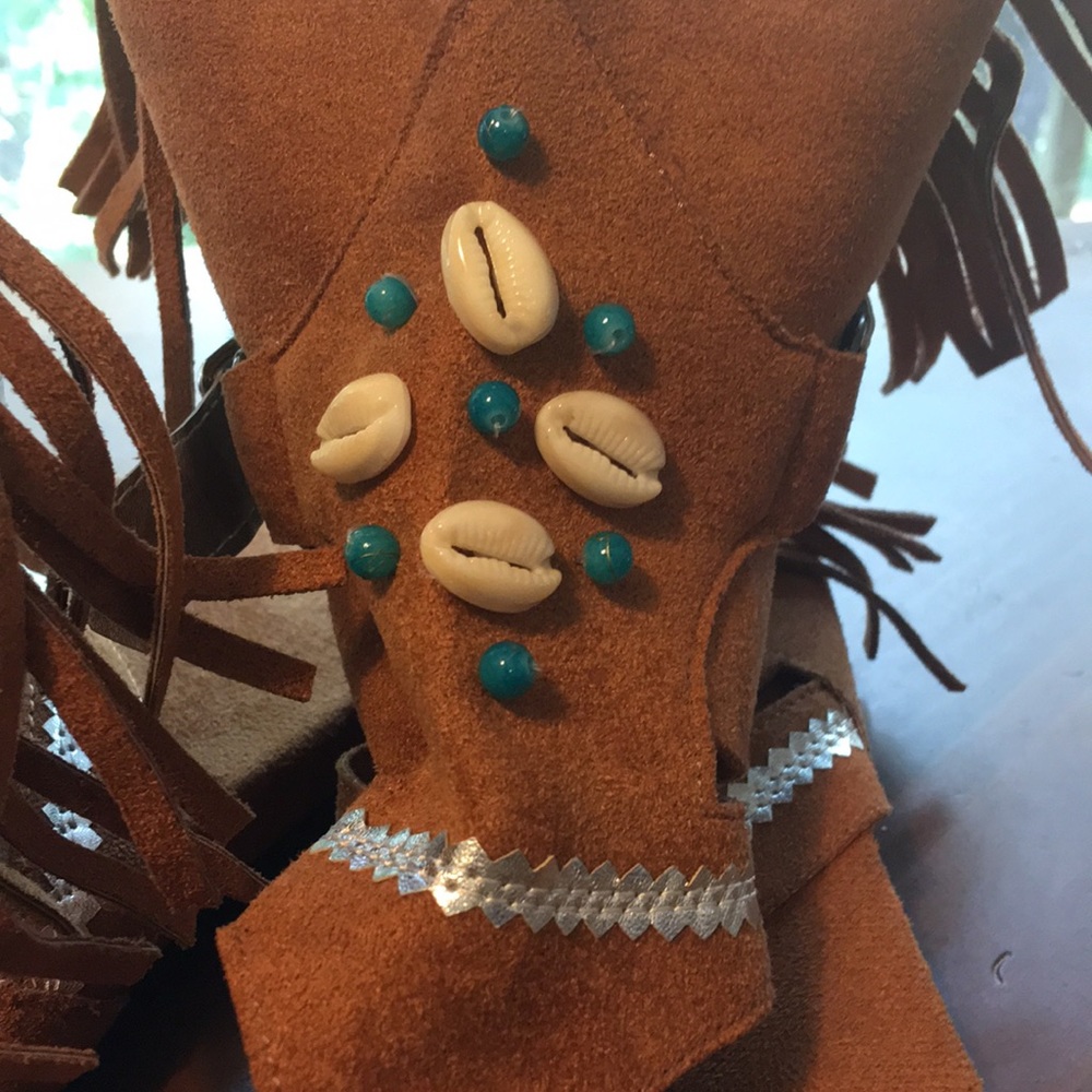 Very unique moccasin sandals, brand new!